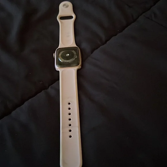 5th generation Apple Watch slightly used